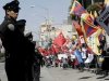 Полиция и зрители эстафеты в Сан-Франциско. Фото AFP