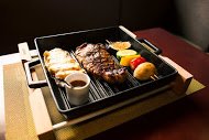 стейк Нью-Йорк из премиальной говядины Ангус 330 гр мясо, 600 гр общий вес блюда (2800 тг)- хорошие дополнение к просмотру спортивных событий стейк Нью-Йорк из премиальной говядины Ангус 330 гр мясо, 600 гр общий вес блюда (2800 тг)- хорошие дополнение к просмотру спортивных событий